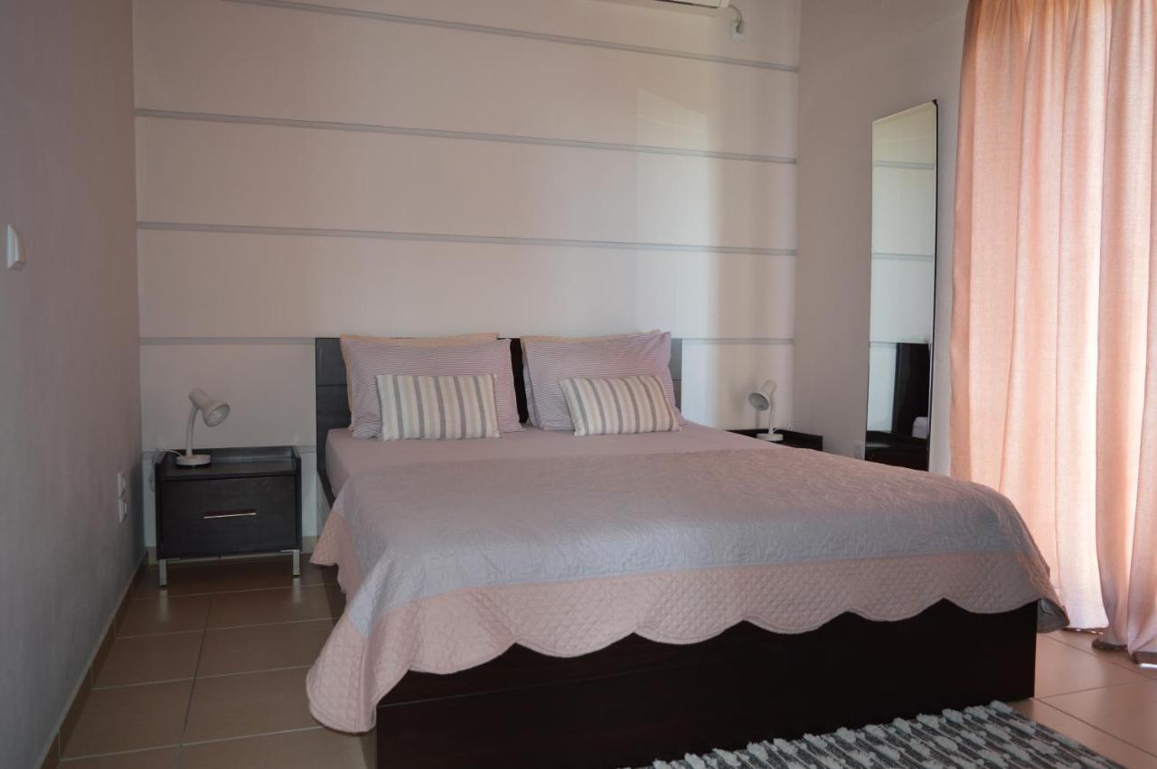 Vasilopoulos Estate Koróni Buitenkant foto